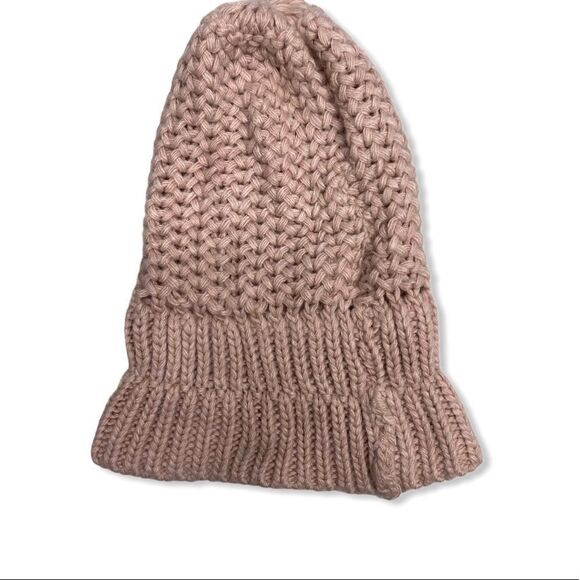 Pale pink slouch beanie hat - Picture 6 of 6